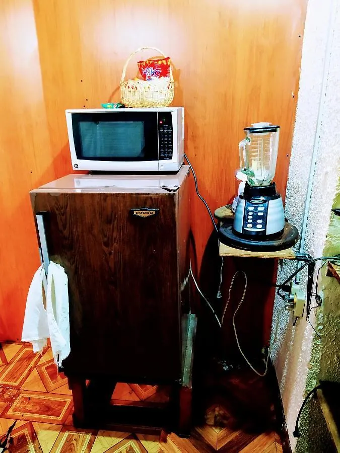 Hostal Latitud Ecuem Quito Casa de hóspedes