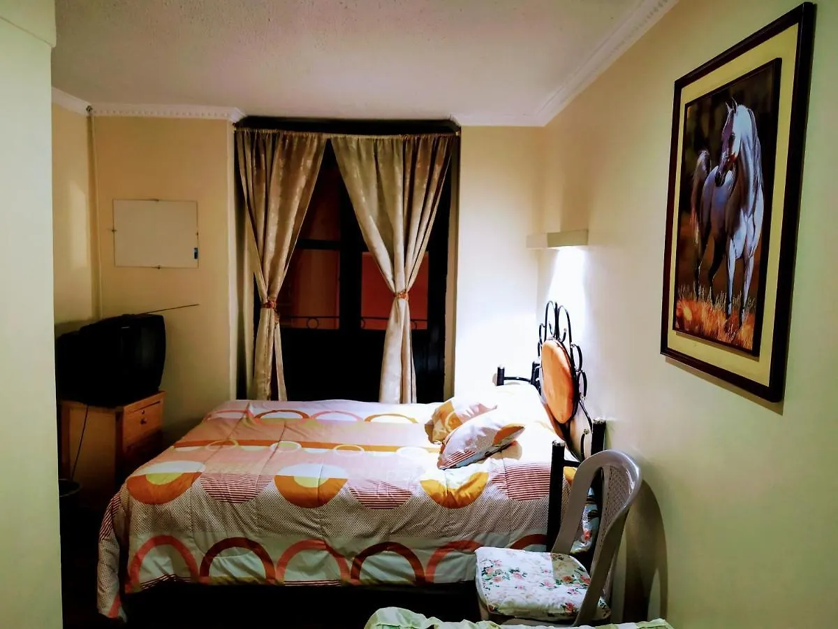 ** Casa de hóspedes Hostal Latitud Ecuem Quito Equador