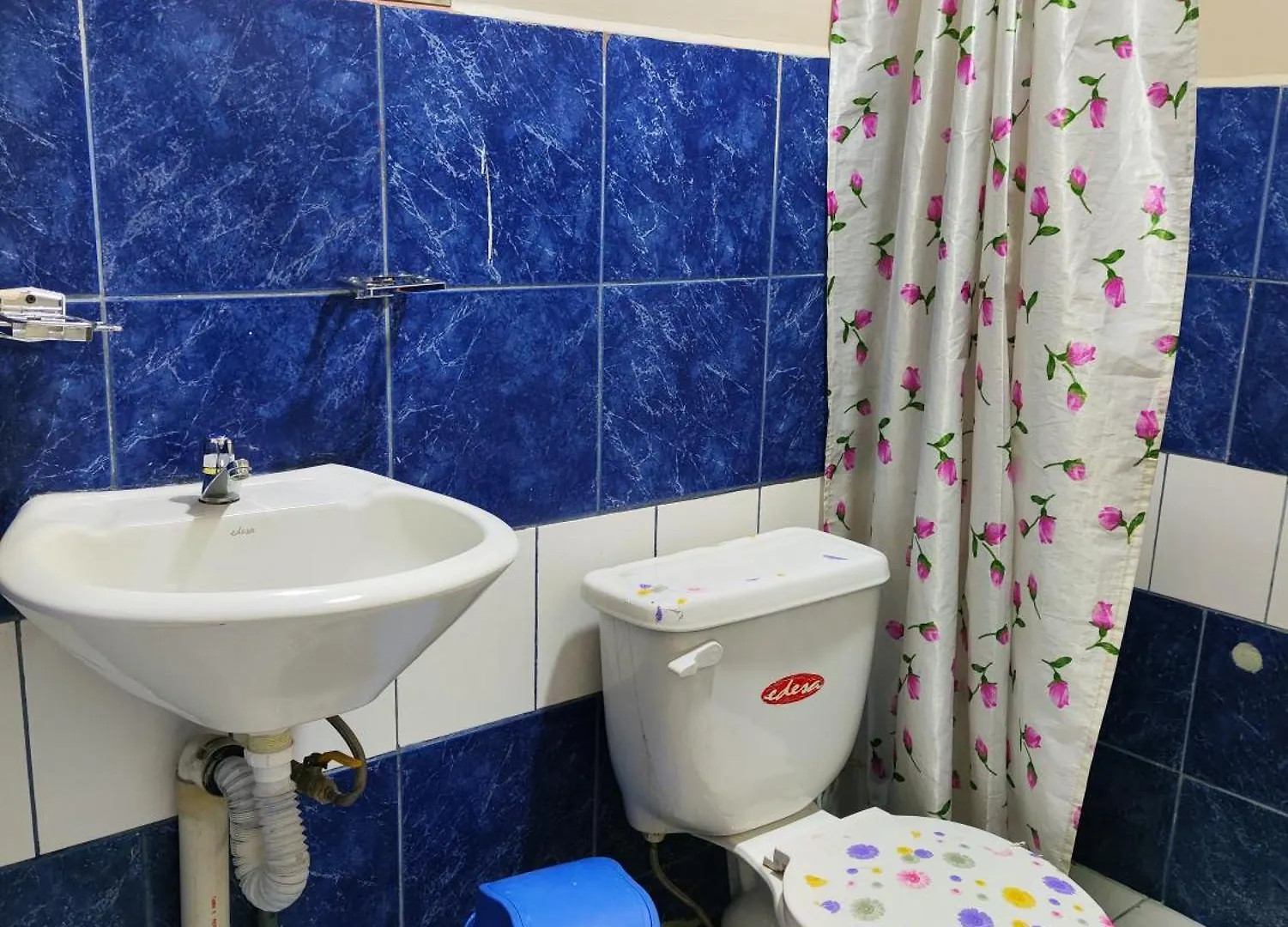 Hostal Latitud Ecuem Quito Casa de hóspedes